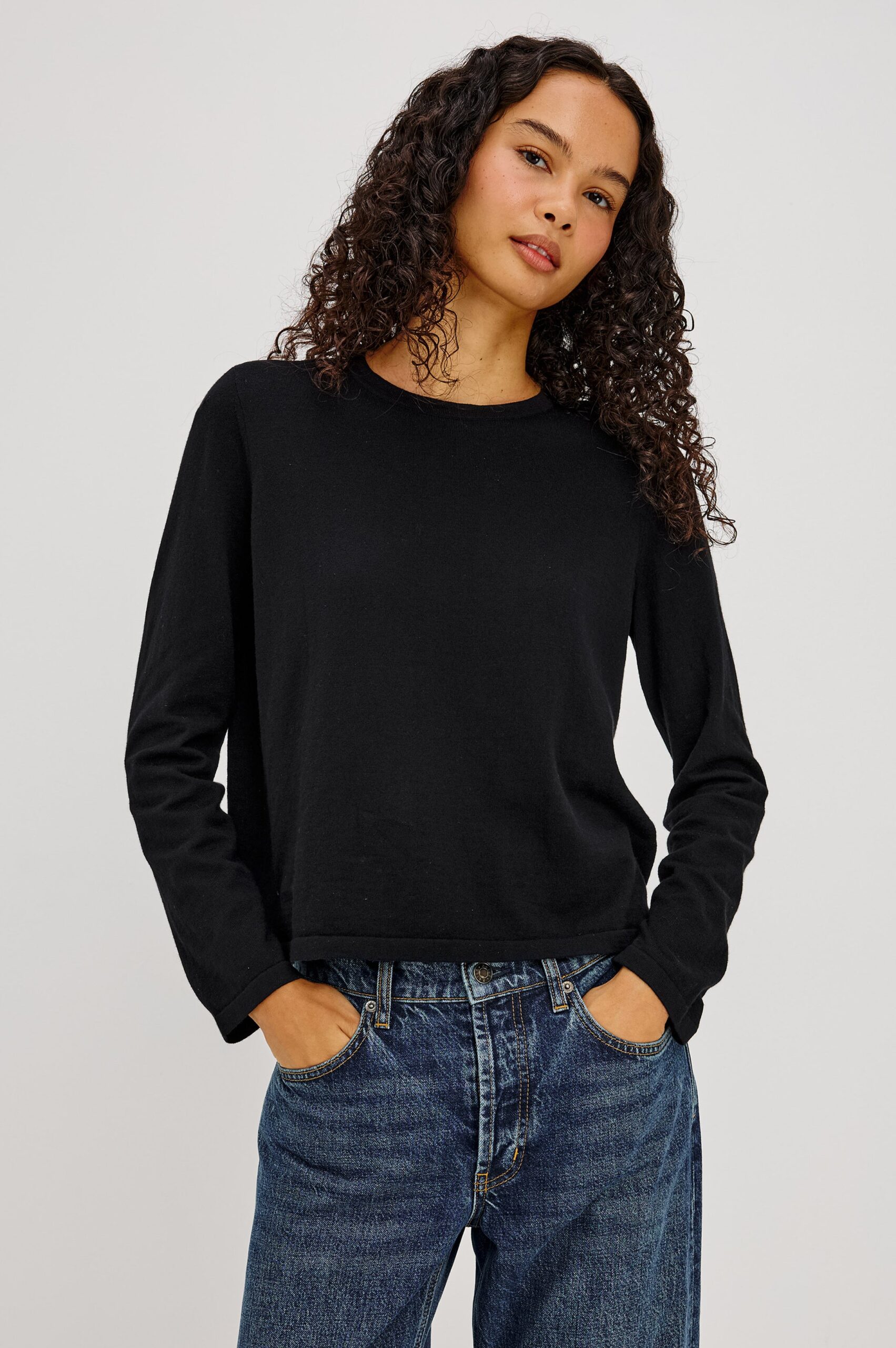 COTTON-CASHMERE-LONG-SLEEVE-TEE-BLACK_1_883C-400C-001