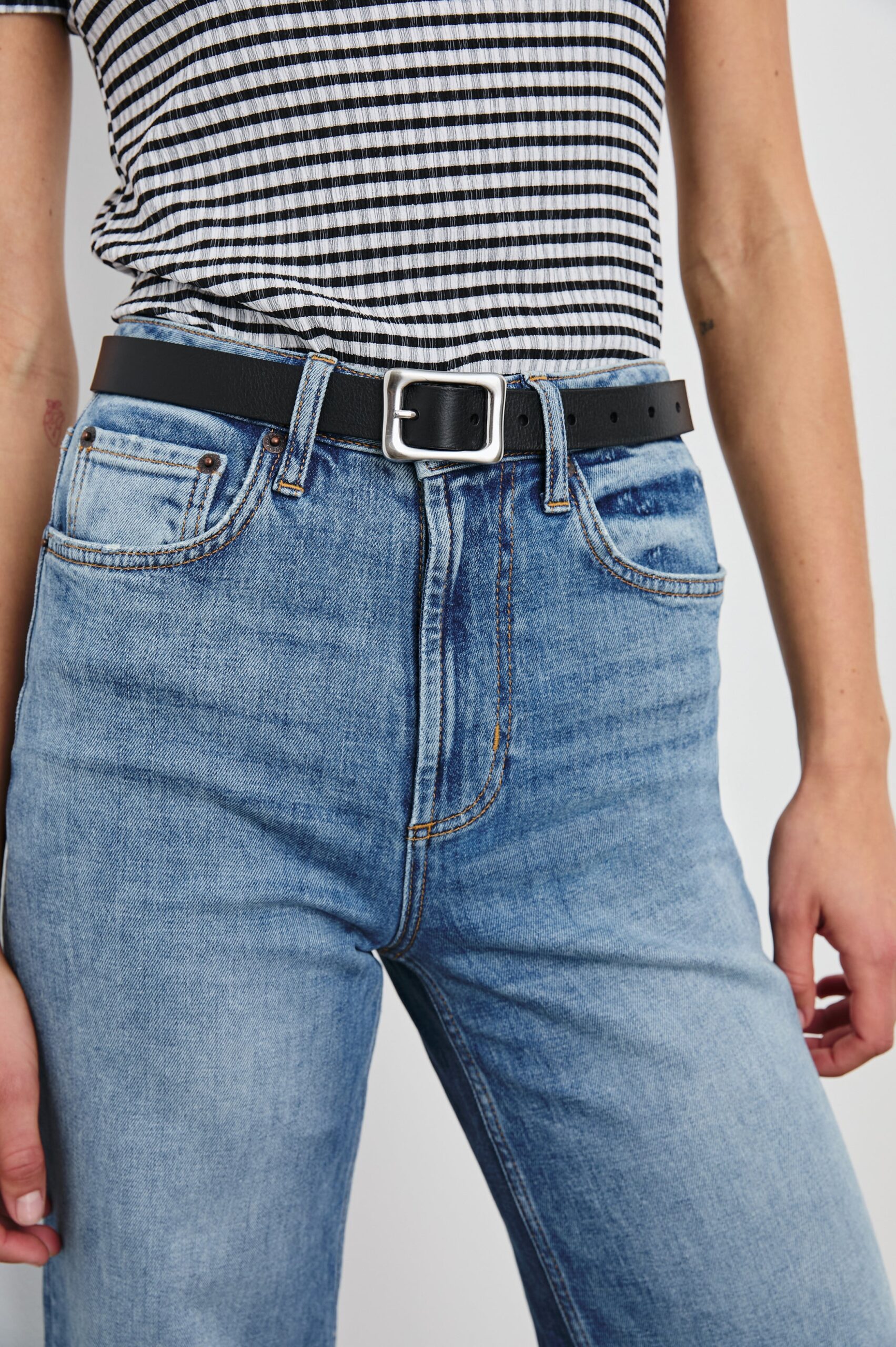 REMI-BELT-BLACK-SILVER-1