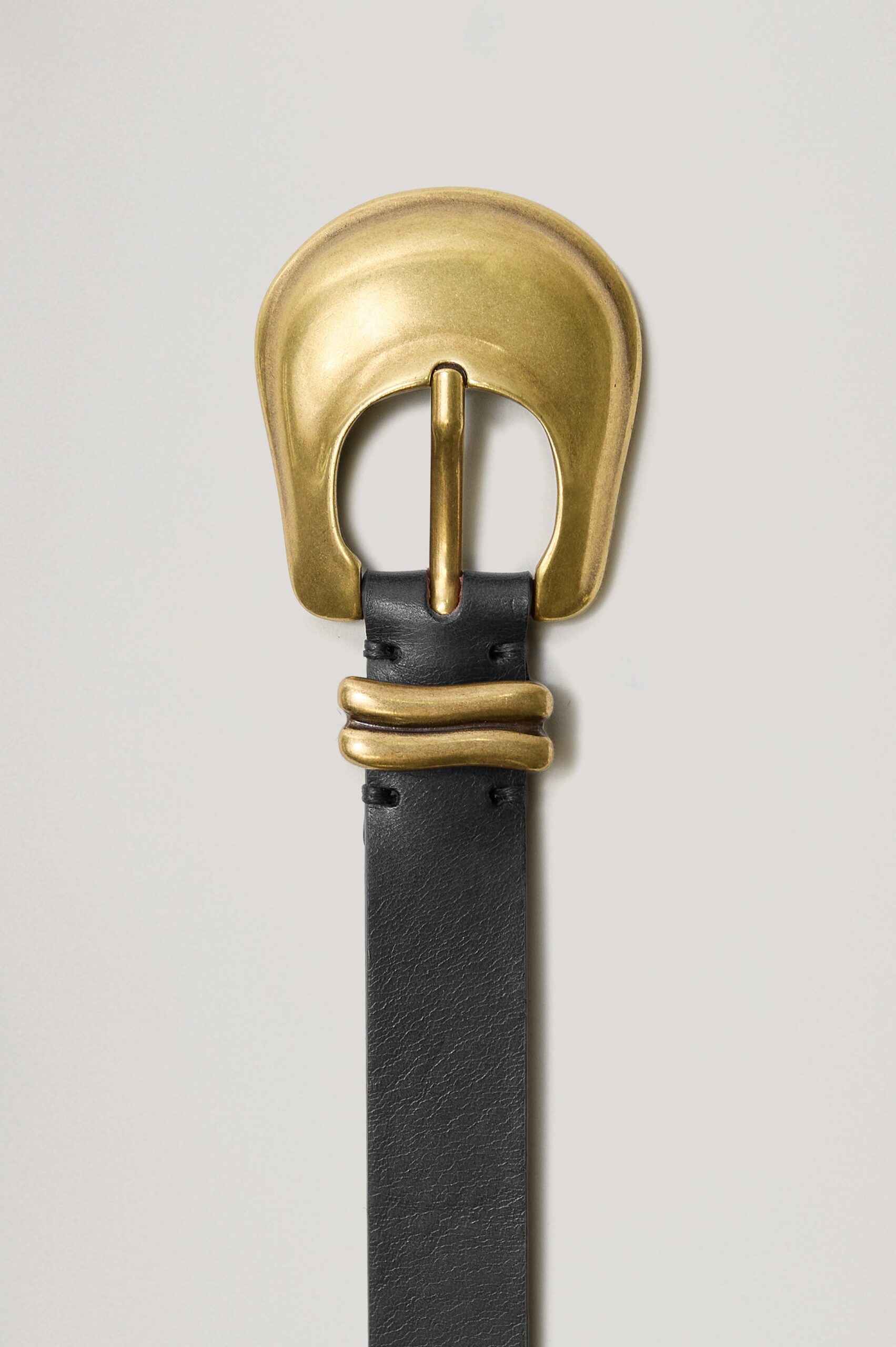 RODEO-BLACK-GOLD-2