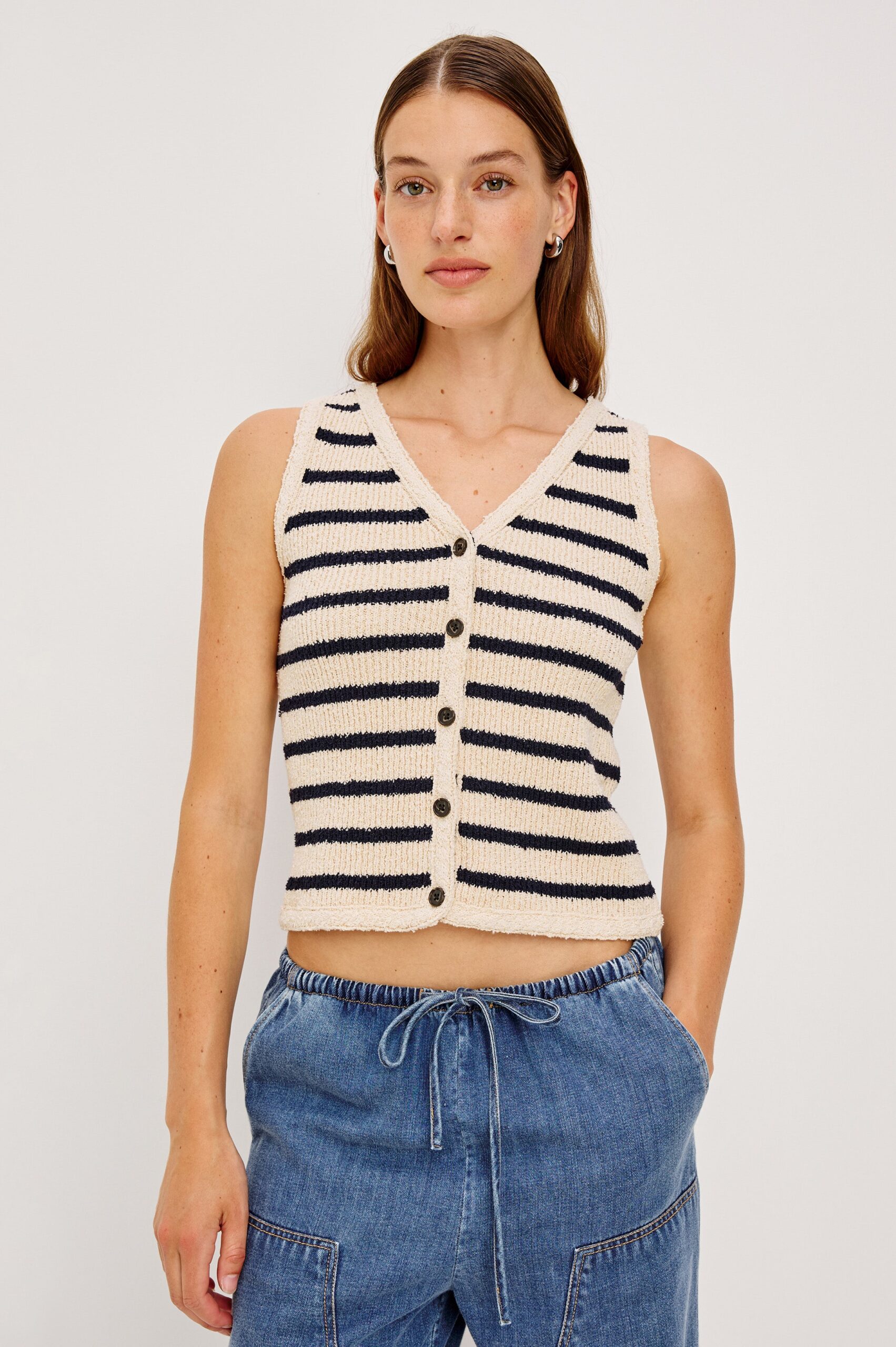 SADE-IVORY-NAVY-STRIPE-1_fa77d4c9-5d92-4951-b6d4-82d883ecd9a5