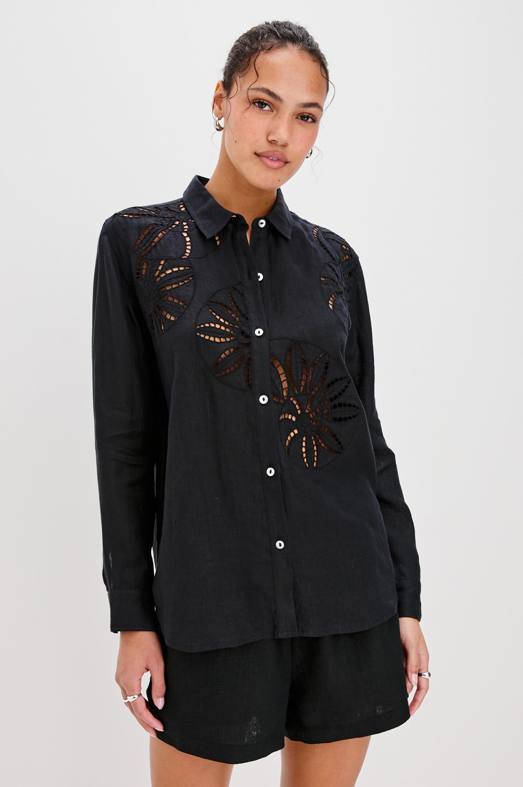 SAMAR-BLACK-1