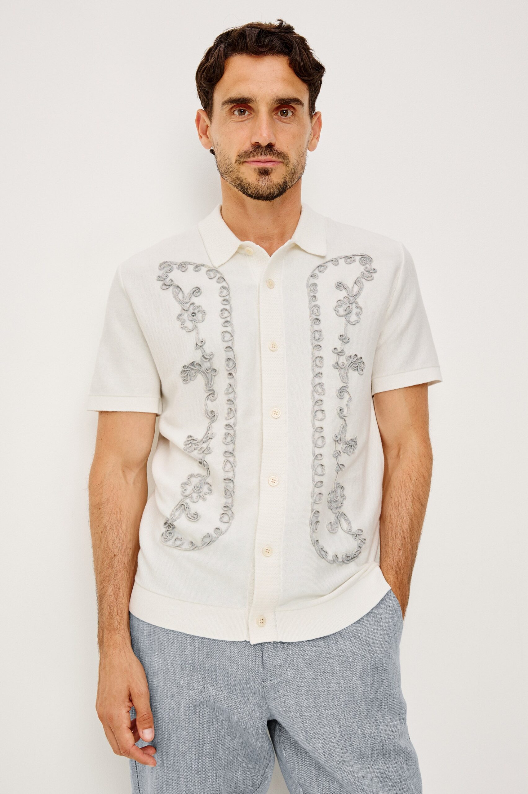 WALDEN-WHITE-OAT-FLORAL_1_839C-981D-8817