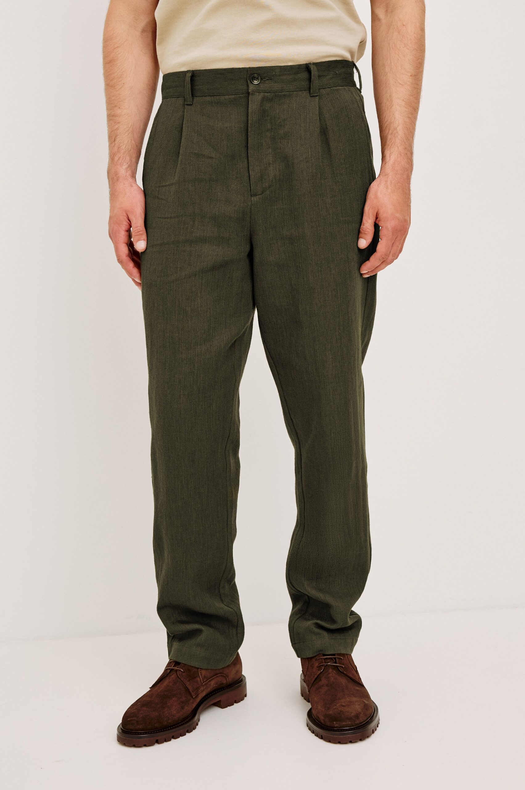 ZIMMER-DEEP-OLIVE_4_RM-218A-918E-1826_78fad45e-b4a7-4097-b0d9-c7f4c028641f